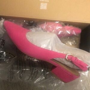 Naturalizer pink sling back flats brand new